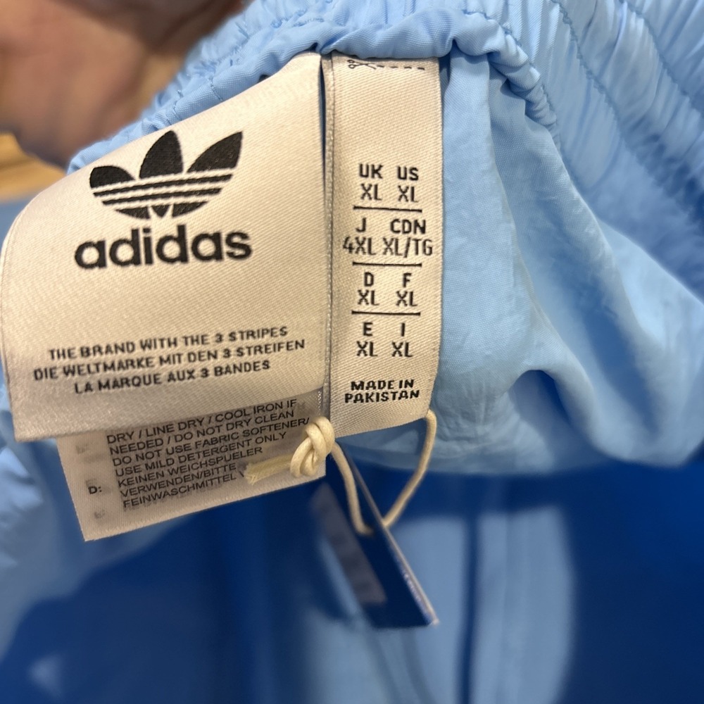 NWT Adidas Originals Men's Classic Sprinter Shorts semi blue burst XL MSRP $45 - Picture 7 of 7